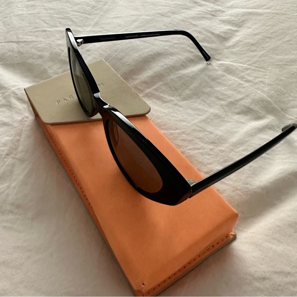 PARADIGM CAT EYE SUNGLASSES - Bianca in Black - Picture 4 of 10